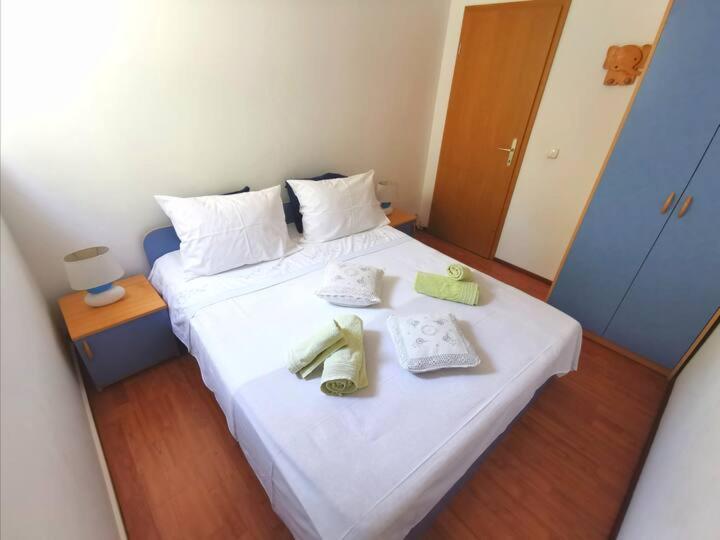 Apartment Biljana Bol Buitenkant foto